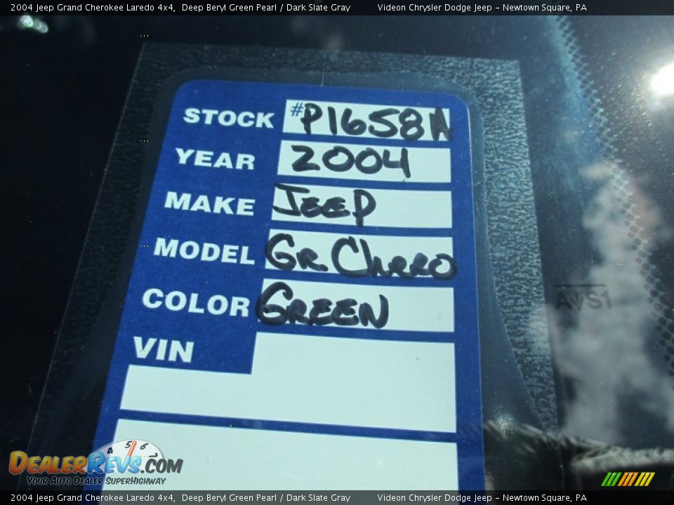 2004 Jeep Grand Cherokee Laredo 4x4 Deep Beryl Green Pearl / Dark Slate Gray Photo #26