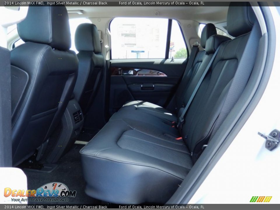 Rear Seat of 2014 Lincoln MKX FWD Photo #7