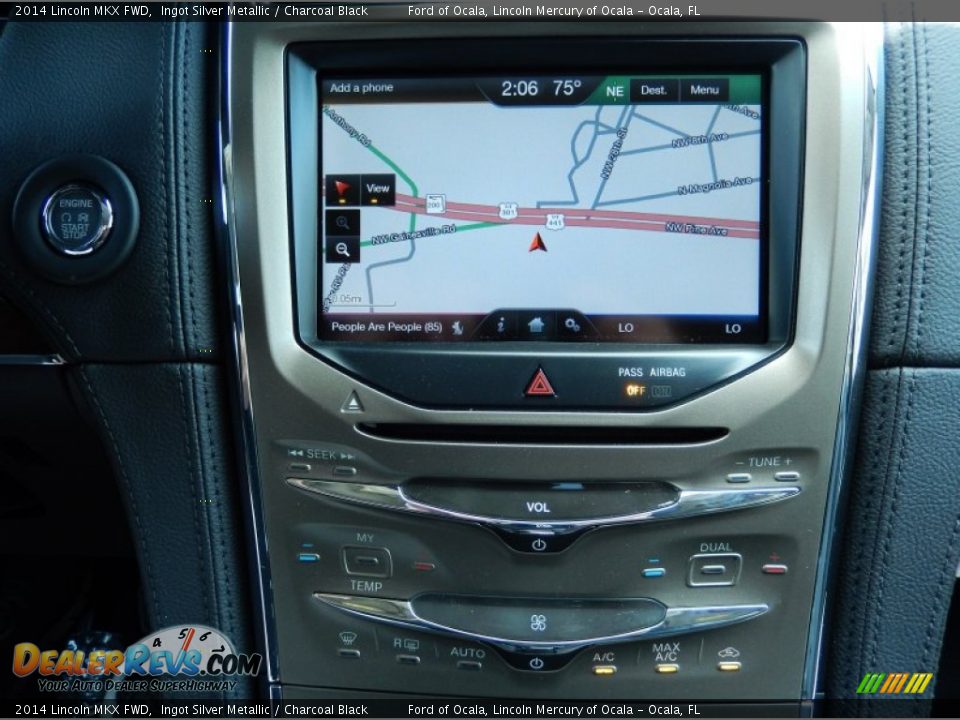 Navigation of 2014 Lincoln MKX FWD Photo #11