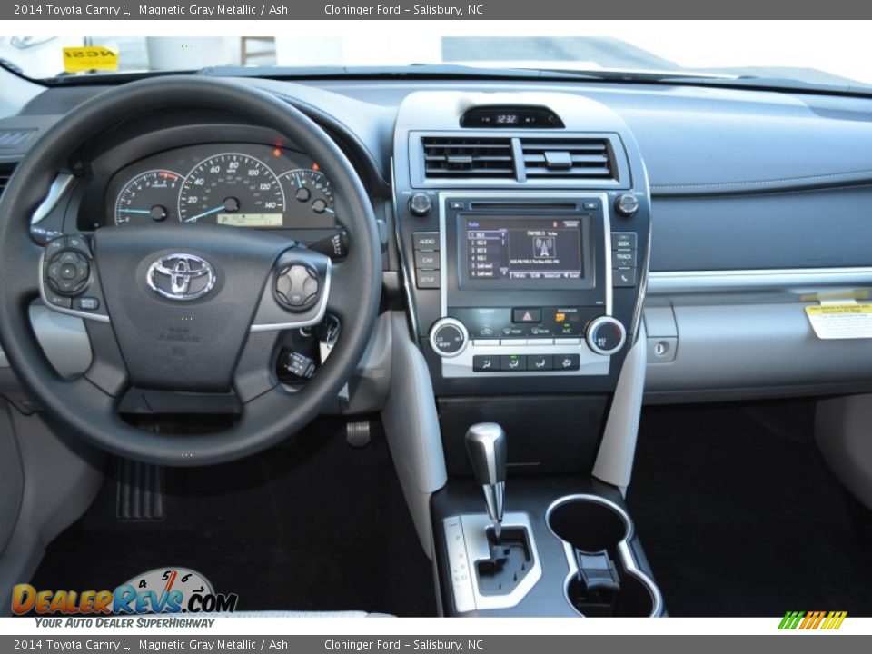 2014 Toyota Camry L Magnetic Gray Metallic / Ash Photo #11