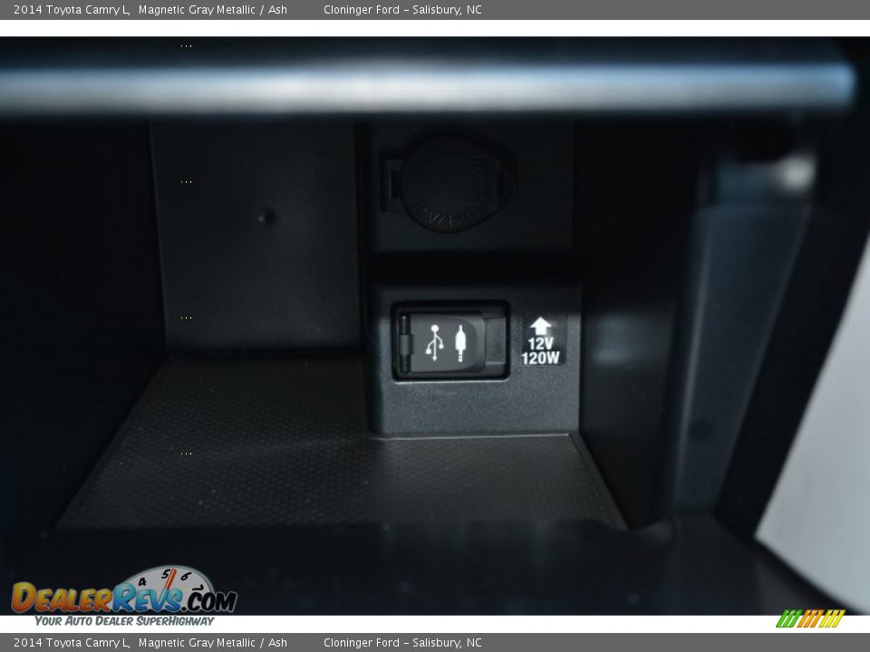 2014 Toyota Camry L Magnetic Gray Metallic / Ash Photo #15