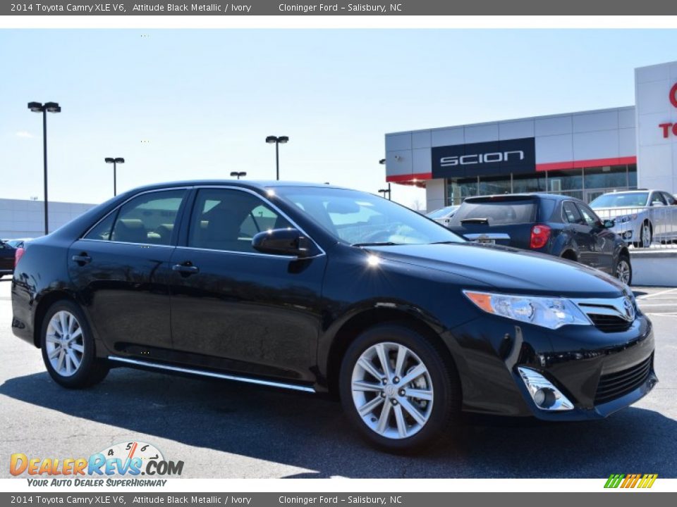 2014 Toyota Camry XLE V6 Attitude Black Metallic / Ivory Photo #1