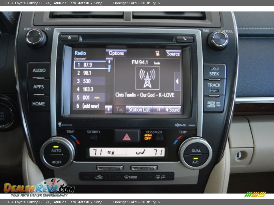 2014 Toyota Camry XLE V6 Attitude Black Metallic / Ivory Photo #12