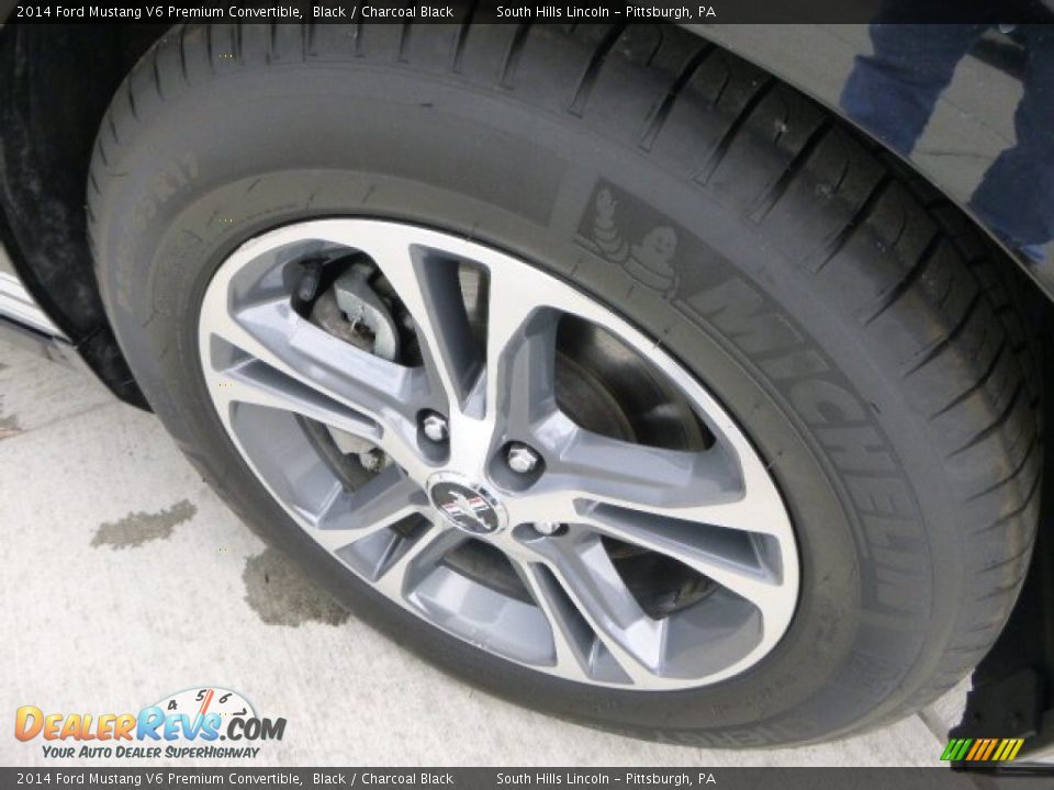 2014 Ford Mustang V6 Premium Convertible Black / Charcoal Black Photo #9