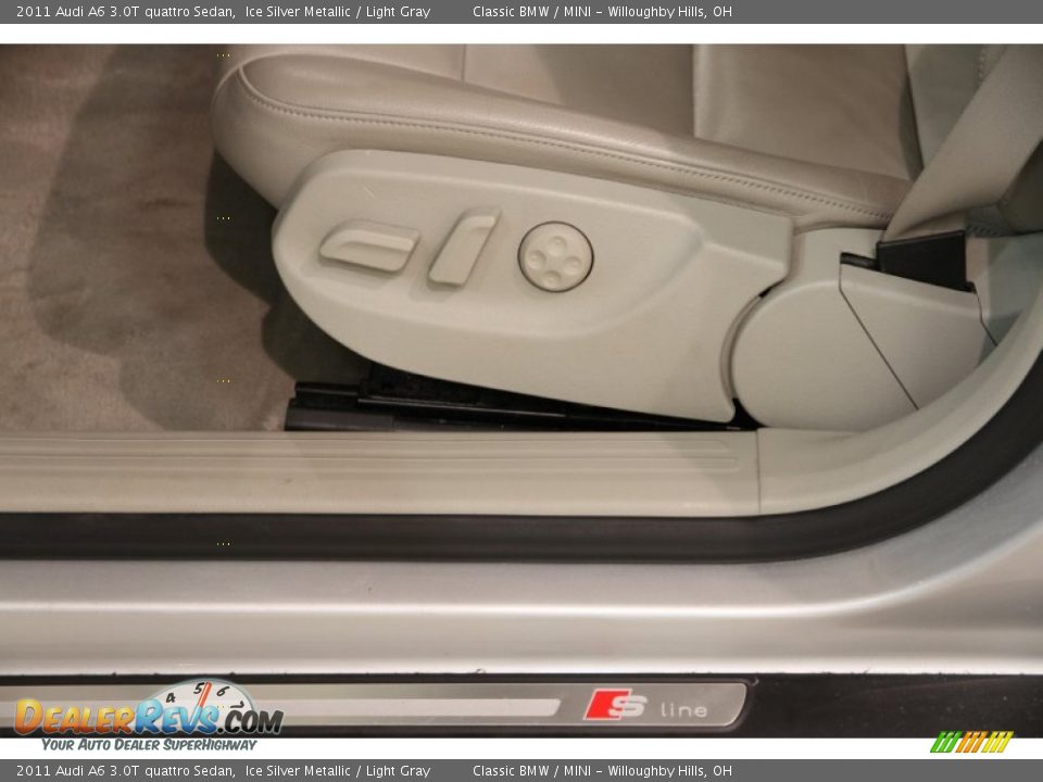 2011 Audi A6 3.0T quattro Sedan Ice Silver Metallic / Light Gray Photo #4