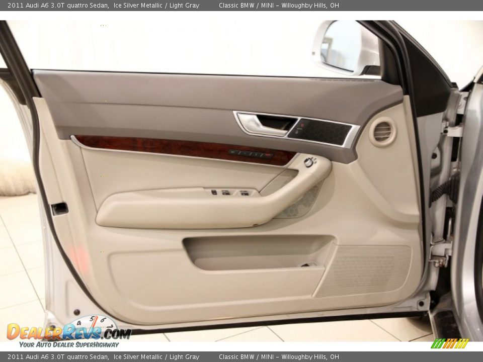 2011 Audi A6 3.0T quattro Sedan Ice Silver Metallic / Light Gray Photo #5