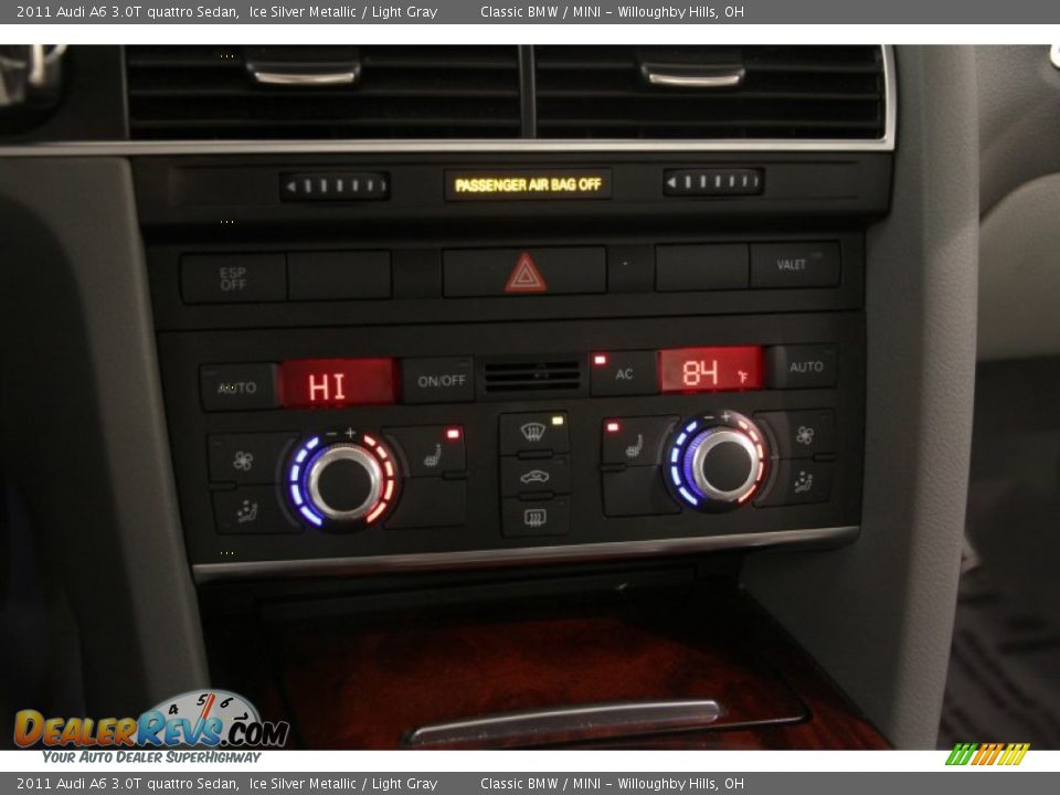 2011 Audi A6 3.0T quattro Sedan Ice Silver Metallic / Light Gray Photo #11