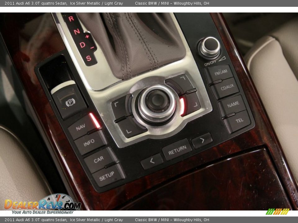 2011 Audi A6 3.0T quattro Sedan Ice Silver Metallic / Light Gray Photo #26
