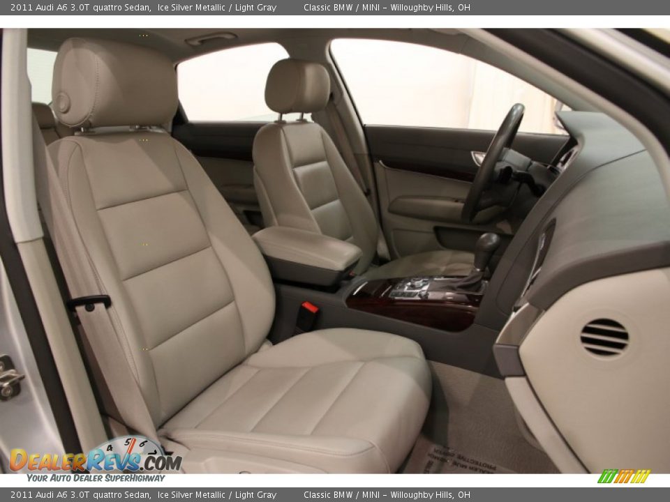 Front Seat of 2011 Audi A6 3.0T quattro Sedan Photo #27
