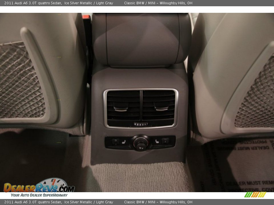 2011 Audi A6 3.0T quattro Sedan Ice Silver Metallic / Light Gray Photo #32