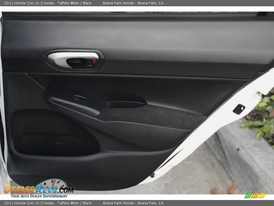 2011 Honda Civic LX-S Sedan Taffeta White / Black Photo #25