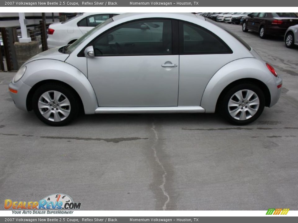 2007 Volkswagen New Beetle 2.5 Coupe Reflex Silver / Black Photo #6