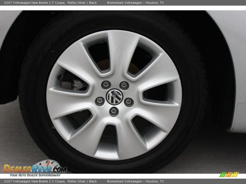 2007 Volkswagen New Beetle 2.5 Coupe Reflex Silver / Black Photo #10