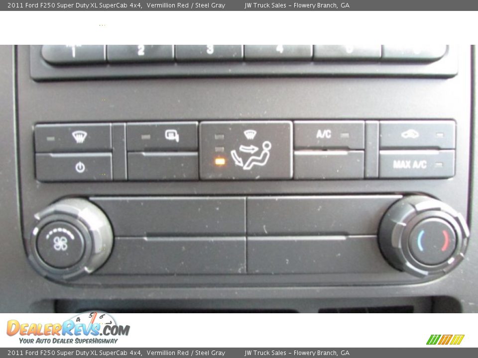 2011 Ford F250 Super Duty XL SuperCab 4x4 Vermillion Red / Steel Gray Photo #30