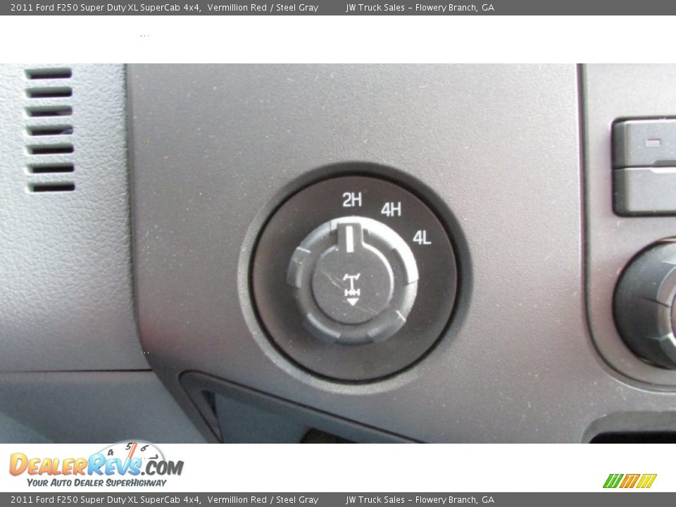 2011 Ford F250 Super Duty XL SuperCab 4x4 Vermillion Red / Steel Gray Photo #32