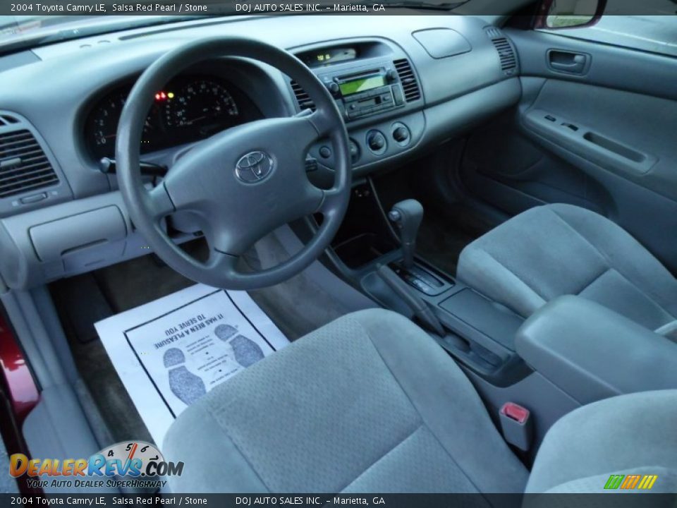 2004 Toyota Camry LE Salsa Red Pearl / Stone Photo #14