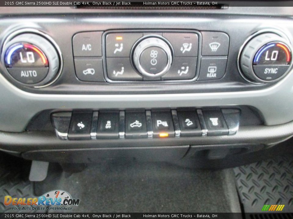 2015 GMC Sierra 2500HD SLE Double Cab 4x4 Onyx Black / Jet Black Photo #18