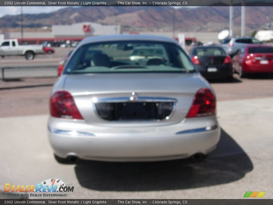 2002 Lincoln Continental Silver Frost Metallic / Light Graphite Photo #13