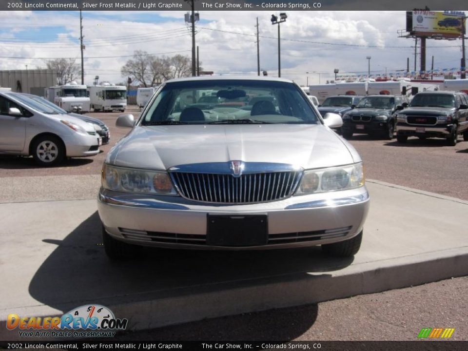 2002 Lincoln Continental Silver Frost Metallic / Light Graphite Photo #18