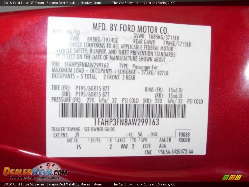 2010 Ford Focus SE Sedan Sangria Red Metallic / Medium Stone Photo #24