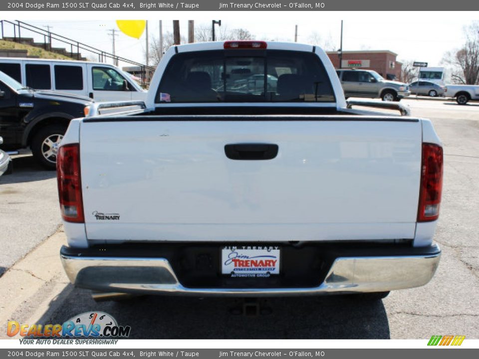 2004 Dodge Ram 1500 SLT Quad Cab 4x4 Bright White / Taupe Photo #6