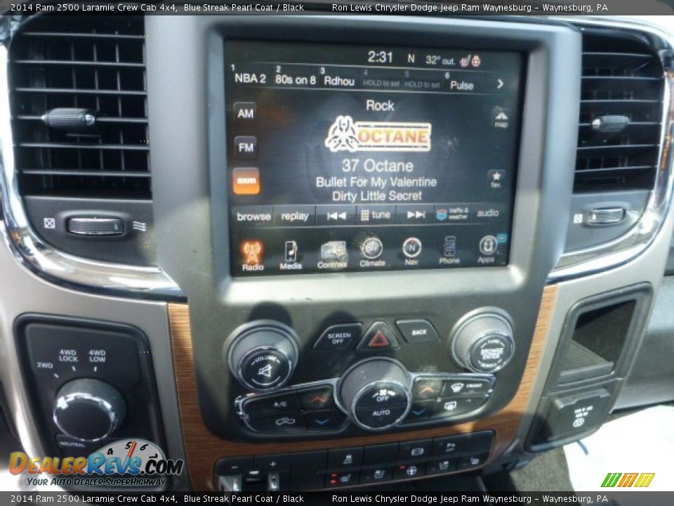 2014 Ram 2500 Laramie Crew Cab 4x4 Blue Streak Pearl Coat / Black Photo #19
