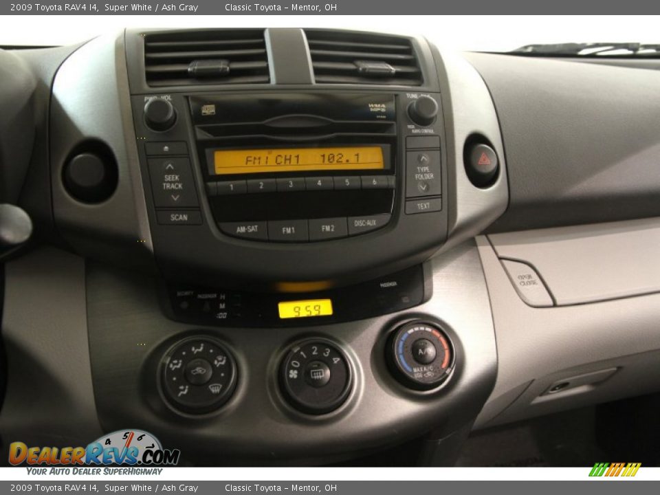 2009 Toyota RAV4 I4 Super White / Ash Gray Photo #9