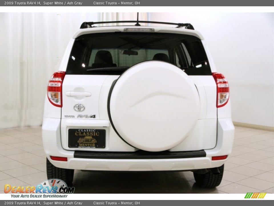 2009 Toyota RAV4 I4 Super White / Ash Gray Photo #16