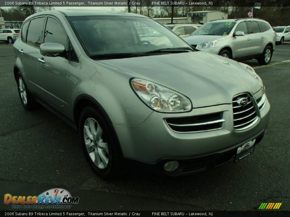 2006 Subaru B9 Tribeca Limited 5 Passenger Titanium Silver Metallic / Gray Photo #3