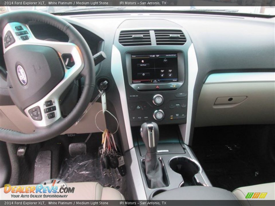 2014 Ford Explorer XLT White Platinum / Medium Light Stone Photo #8