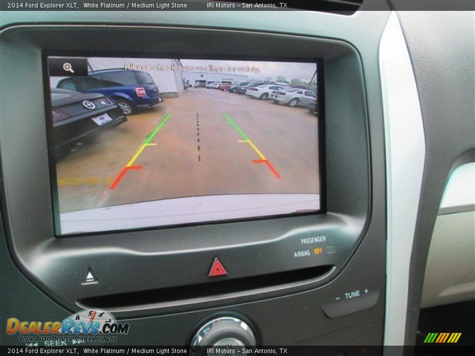 2014 Ford Explorer XLT White Platinum / Medium Light Stone Photo #10