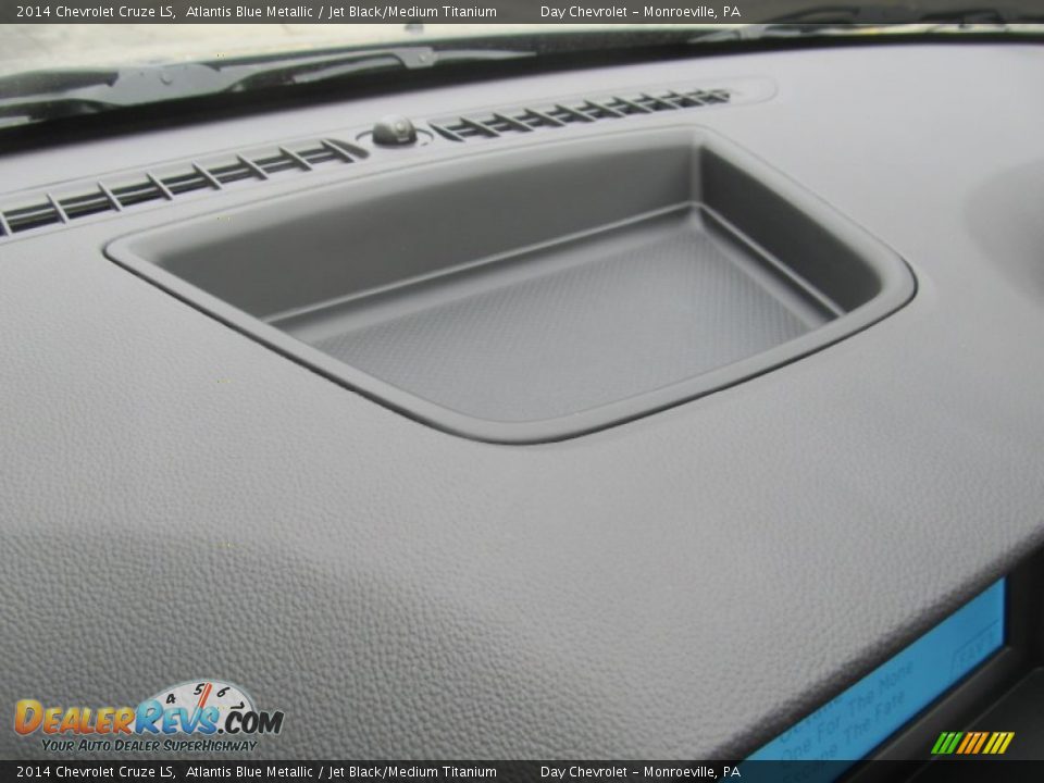 2014 Chevrolet Cruze LS Atlantis Blue Metallic / Jet Black/Medium Titanium Photo #18