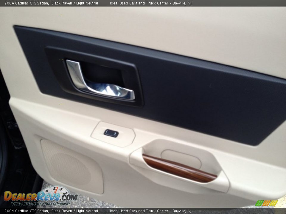 2004 Cadillac CTS Sedan Black Raven / Light Neutral Photo #13