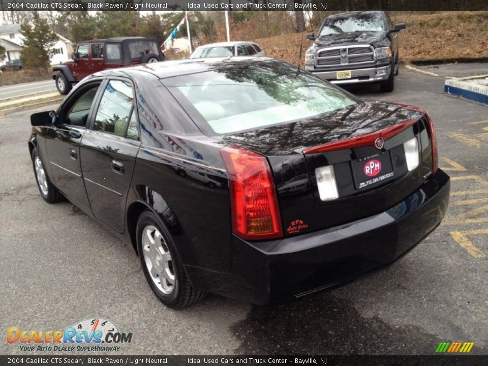 2004 Cadillac CTS Sedan Black Raven / Light Neutral Photo #17