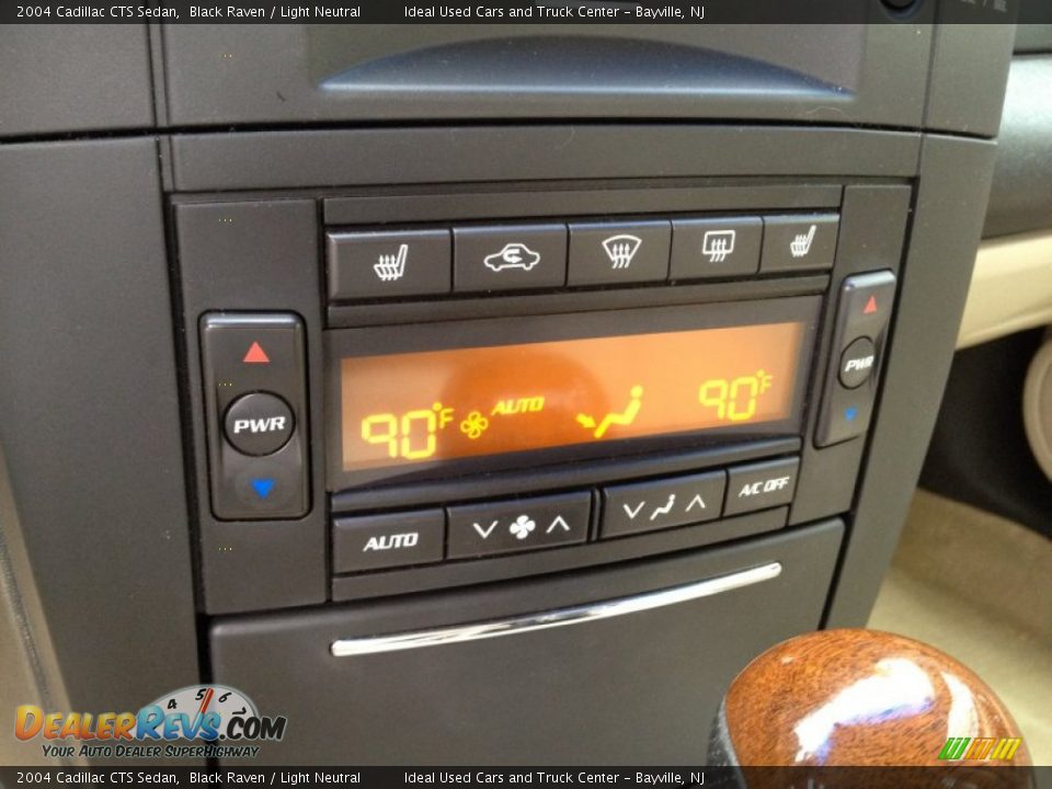 2004 Cadillac CTS Sedan Black Raven / Light Neutral Photo #30