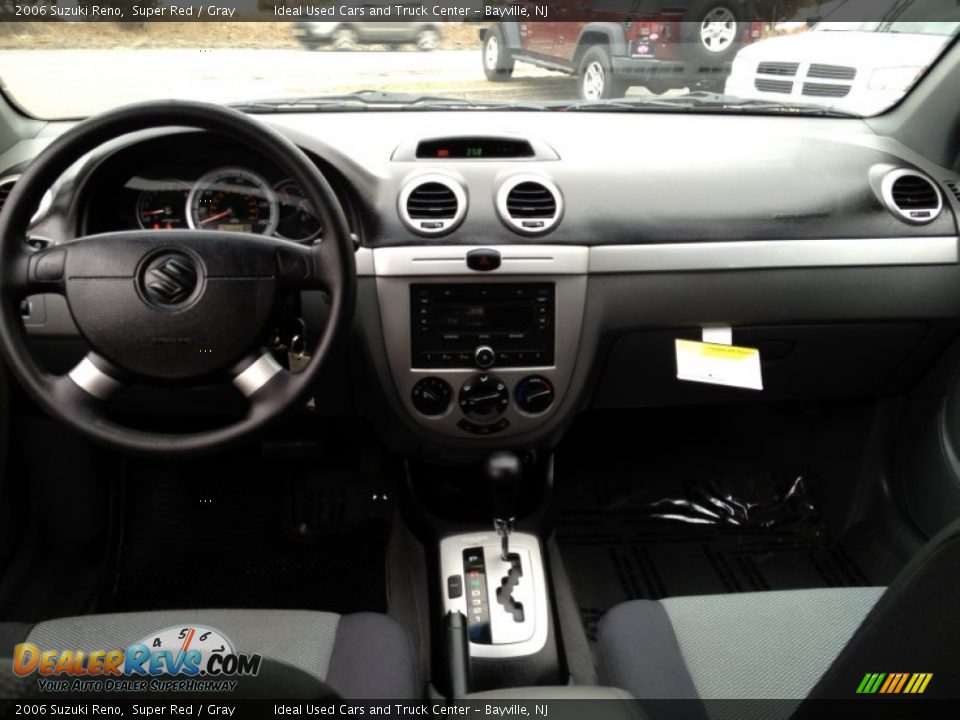 2006 Suzuki Reno Super Red / Gray Photo #23