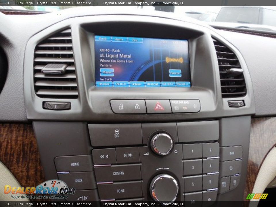 Controls of 2012 Buick Regal  Photo #19