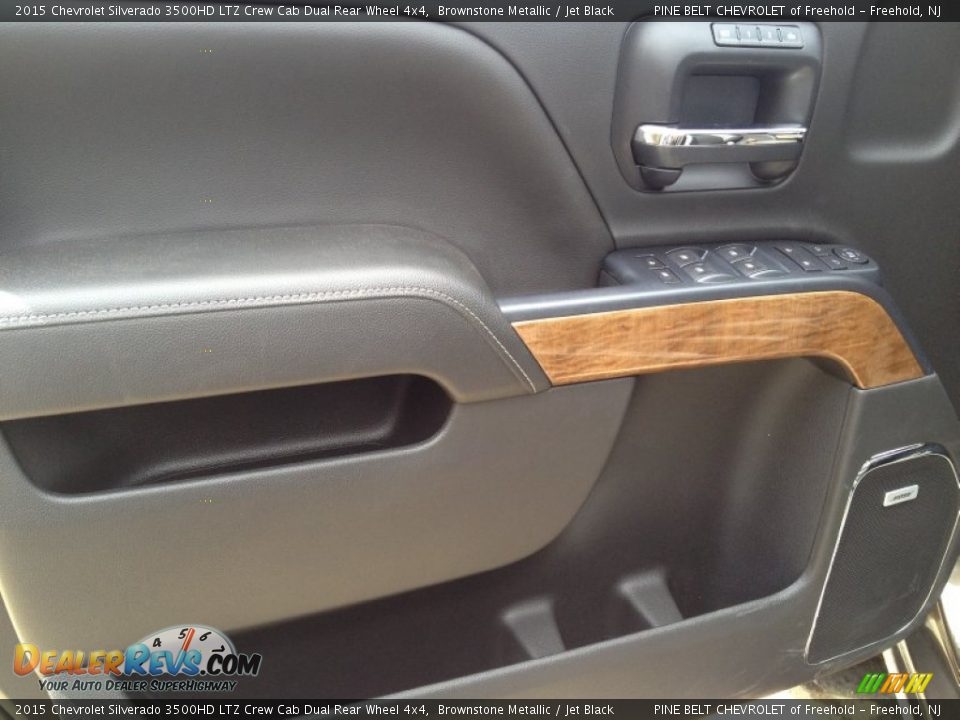 2015 Chevrolet Silverado 3500HD LTZ Crew Cab Dual Rear Wheel 4x4 Brownstone Metallic / Jet Black Photo #8
