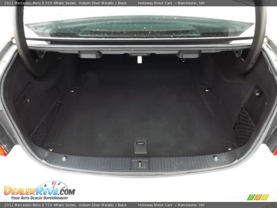 2011 Mercedes-Benz E 550 4Matic Sedan Iridium Silver Metallic / Black Photo #13