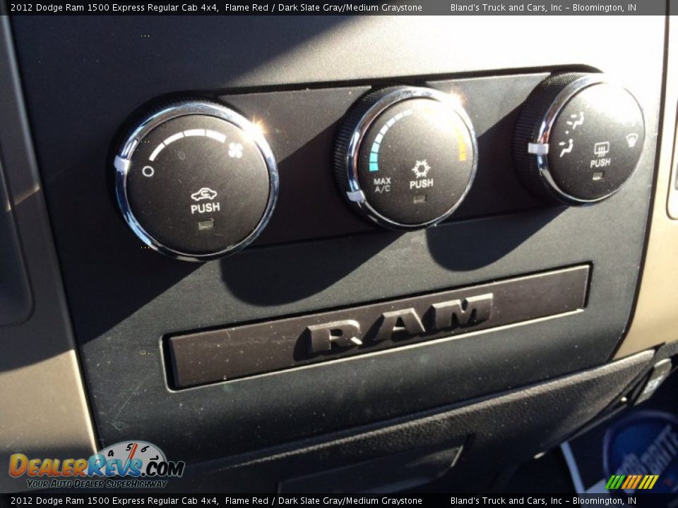 2012 Dodge Ram 1500 Express Regular Cab 4x4 Flame Red / Dark Slate Gray/Medium Graystone Photo #7