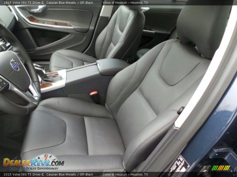 Front Seat of 2015 Volvo S60 T5 Drive-E Photo #9