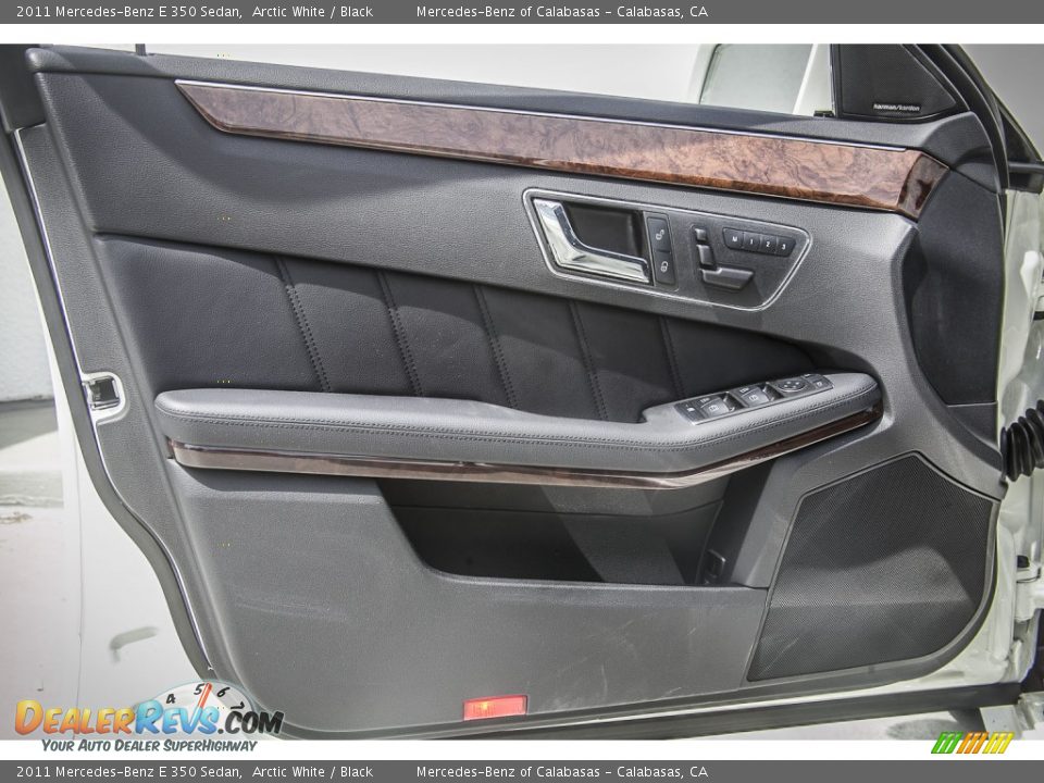 2011 Mercedes-Benz E 350 Sedan Arctic White / Black Photo #19