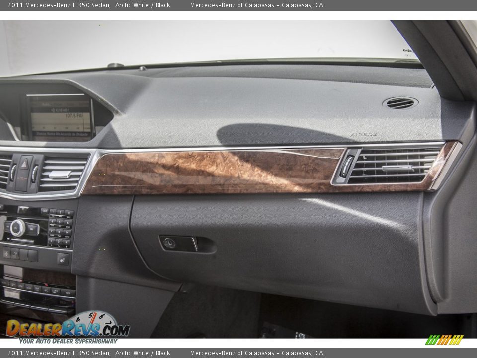 2011 Mercedes-Benz E 350 Sedan Arctic White / Black Photo #22
