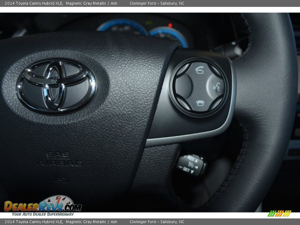 2014 Toyota Camry Hybrid XLE Magnetic Gray Metallic / Ash Photo #23