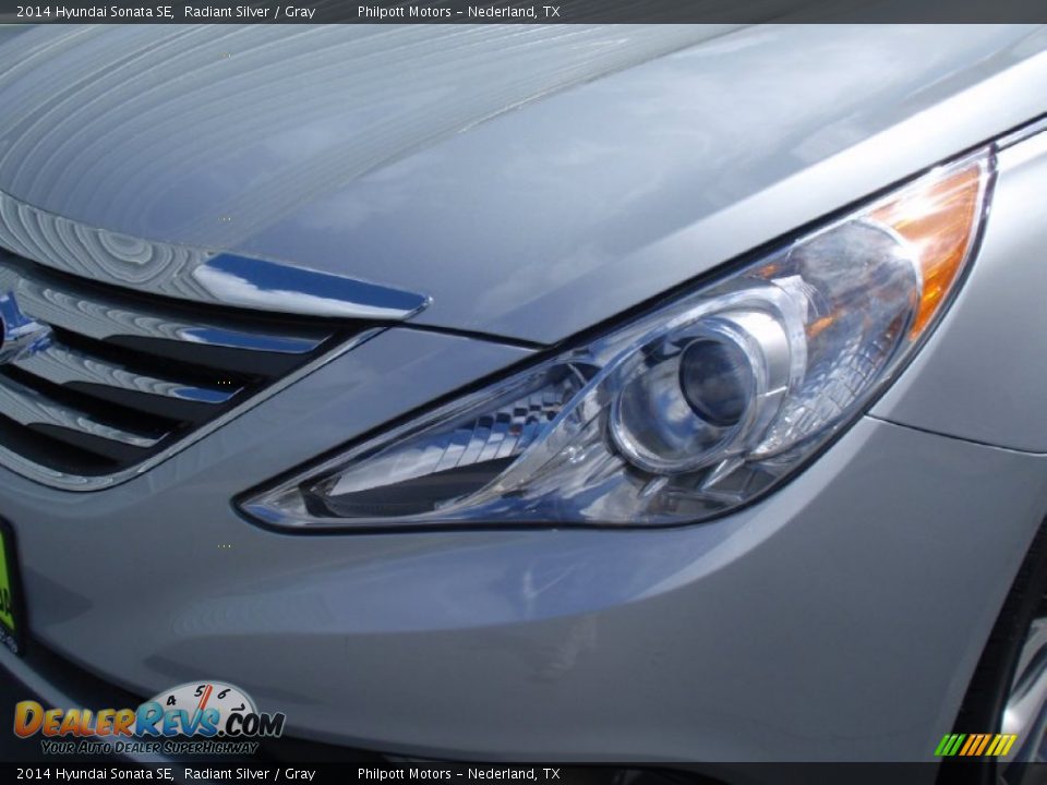 2014 Hyundai Sonata SE Radiant Silver / Gray Photo #9