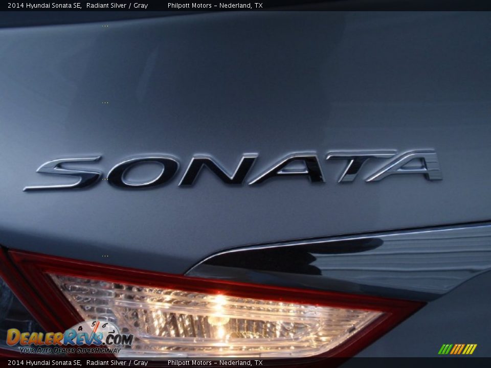2014 Hyundai Sonata SE Radiant Silver / Gray Photo #14