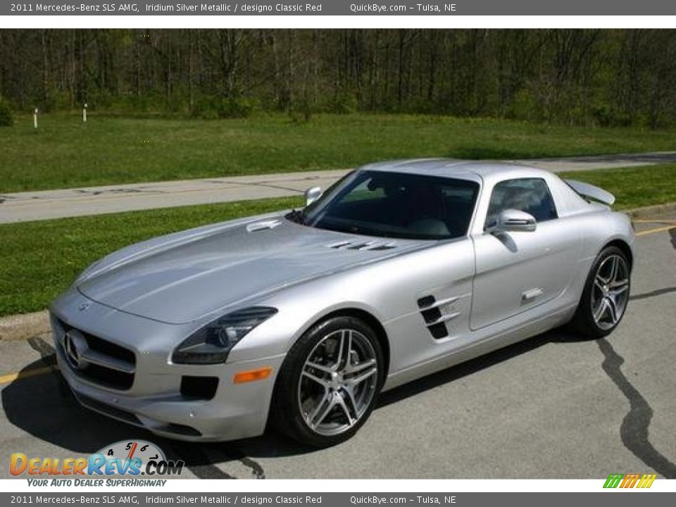Front 3/4 View of 2011 Mercedes-Benz SLS AMG Photo #11