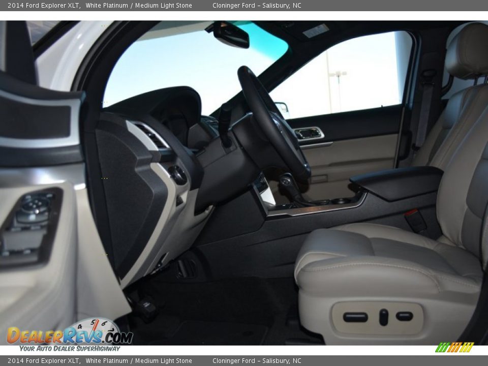 2014 Ford Explorer XLT White Platinum / Medium Light Stone Photo #6