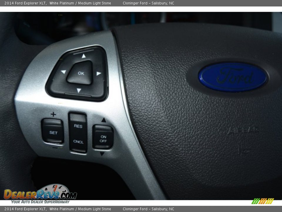 2014 Ford Explorer XLT White Platinum / Medium Light Stone Photo #25