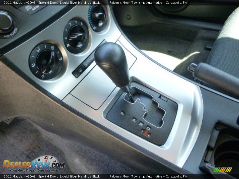 2011 Mazda MAZDA3 i Sport 4 Door Liquid Silver Metallic / Black Photo #21